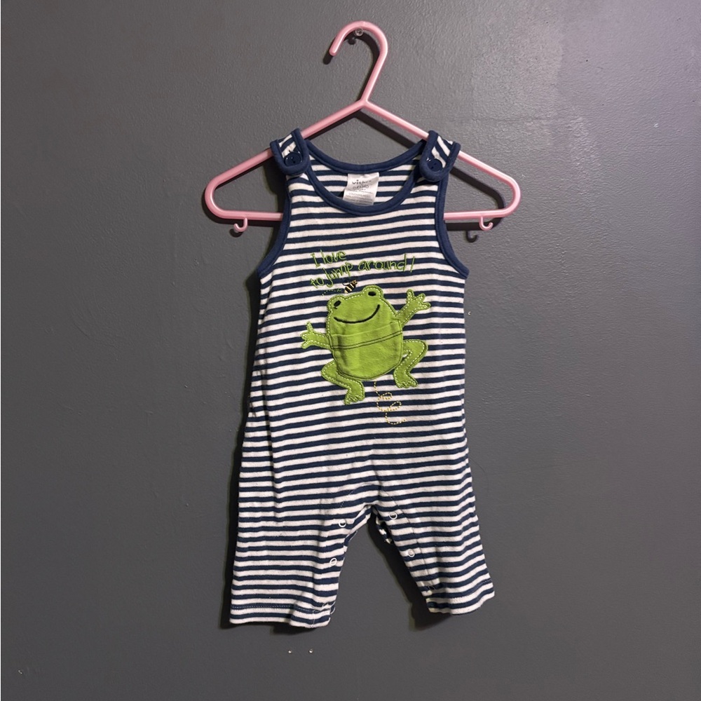 Wishes & kisses frog themed 100% cotton outdoors smock/ romper size 0/3m
